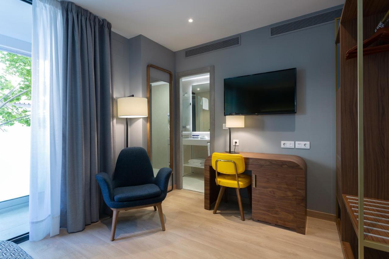 Double Room with Terrace