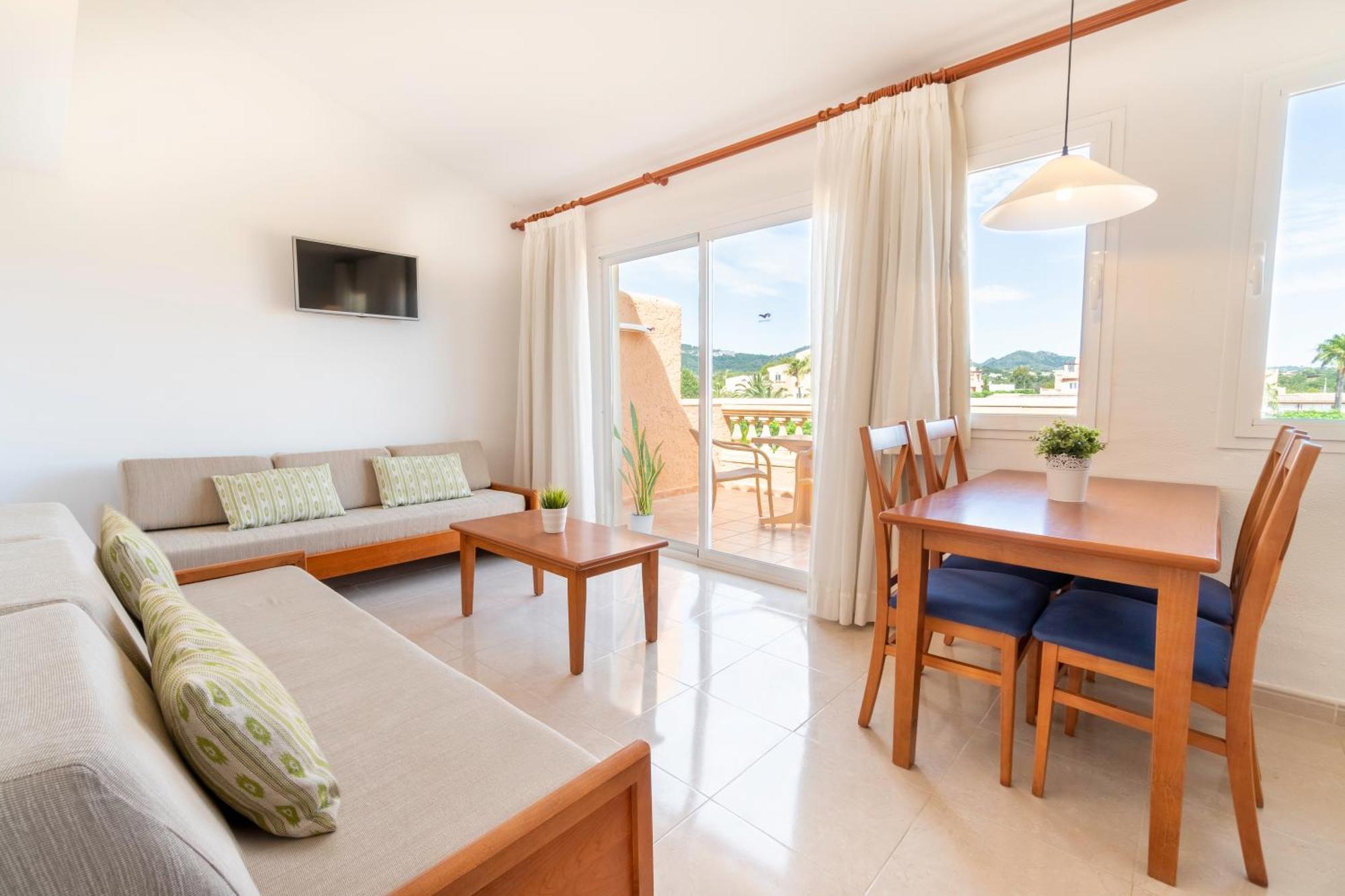Apartment with Garden View,1093743393:JPEG
