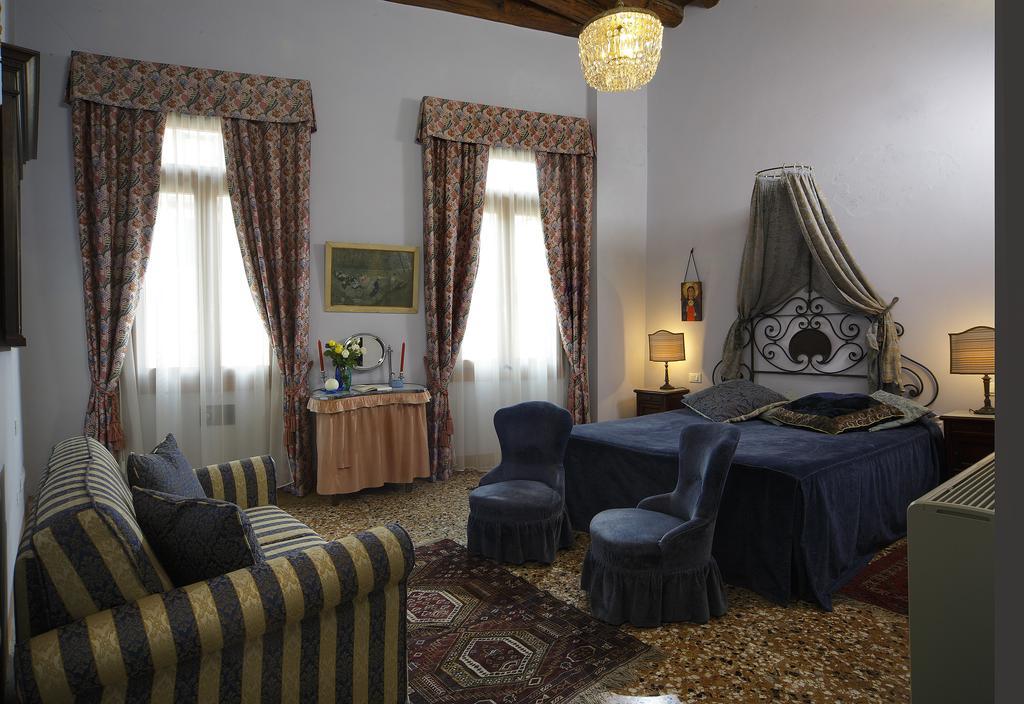 Dreibettzimmer
