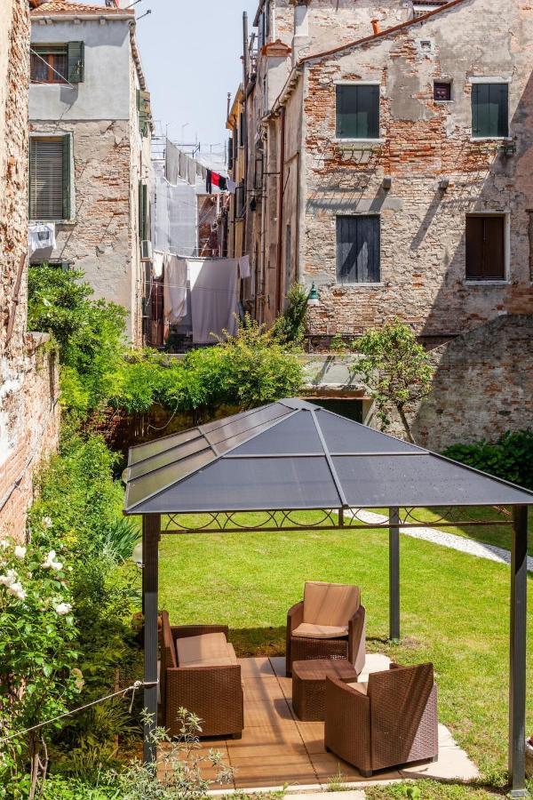 Appartement met 1 Slaapkamer en Uitzicht op de Tuin