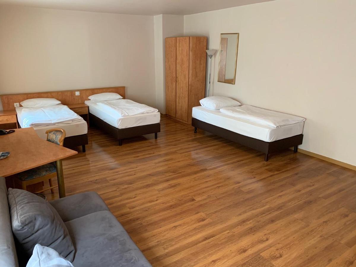 Dreibettzimmer