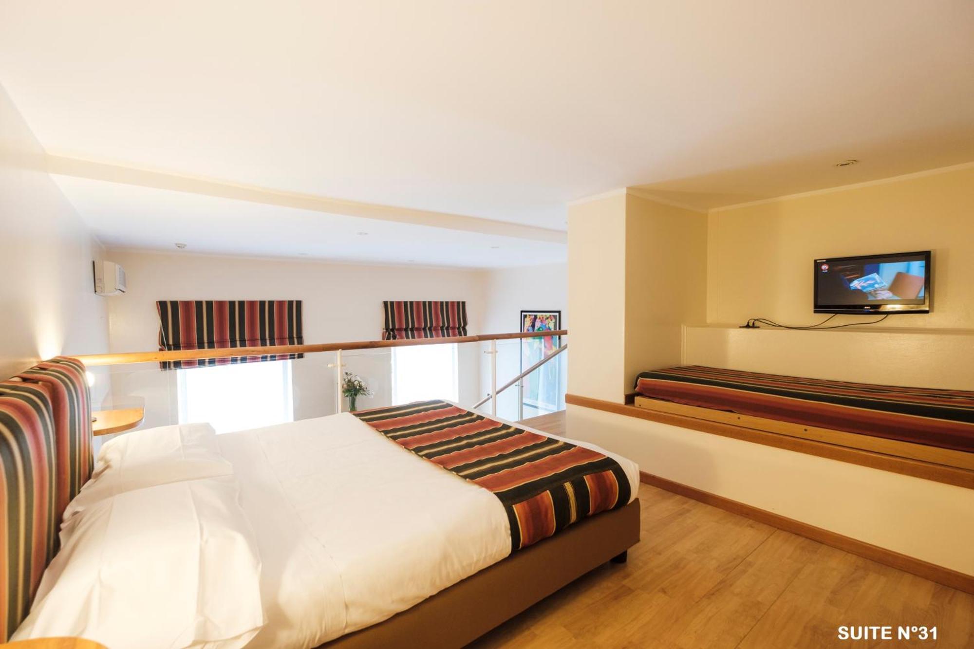 Suite