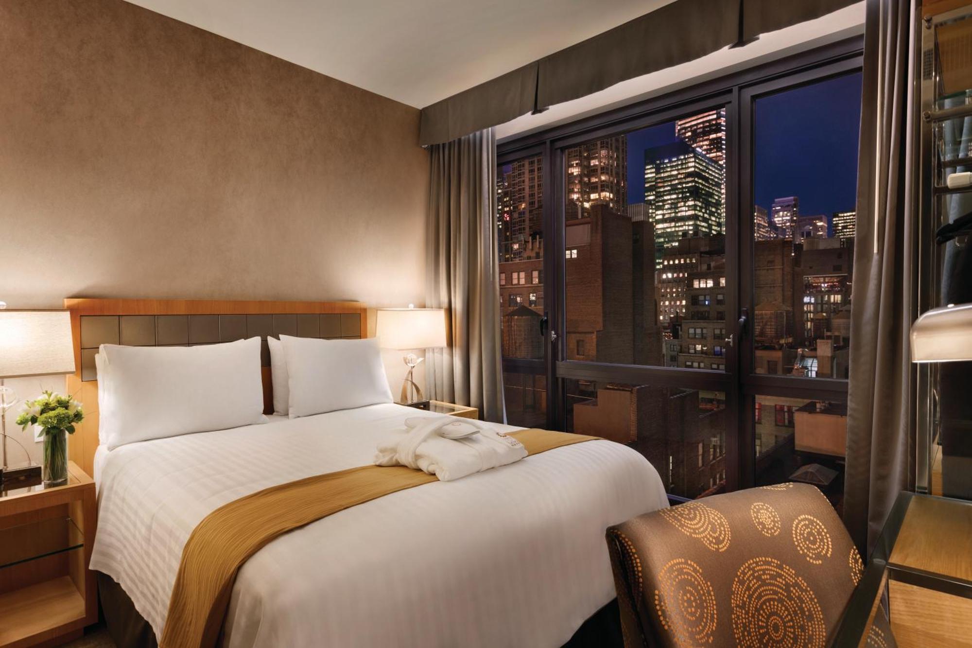Executive Queen Room View of the Empire State Building