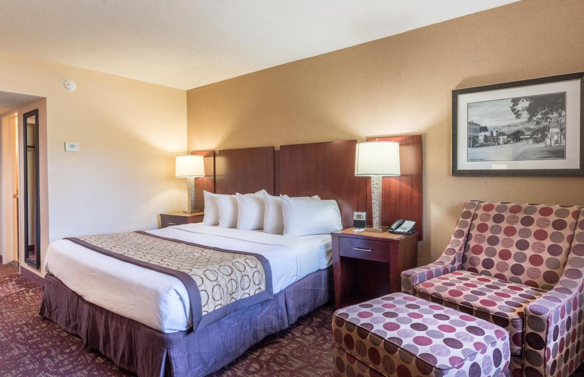 King Room with Balcony,1584416260:JPEG