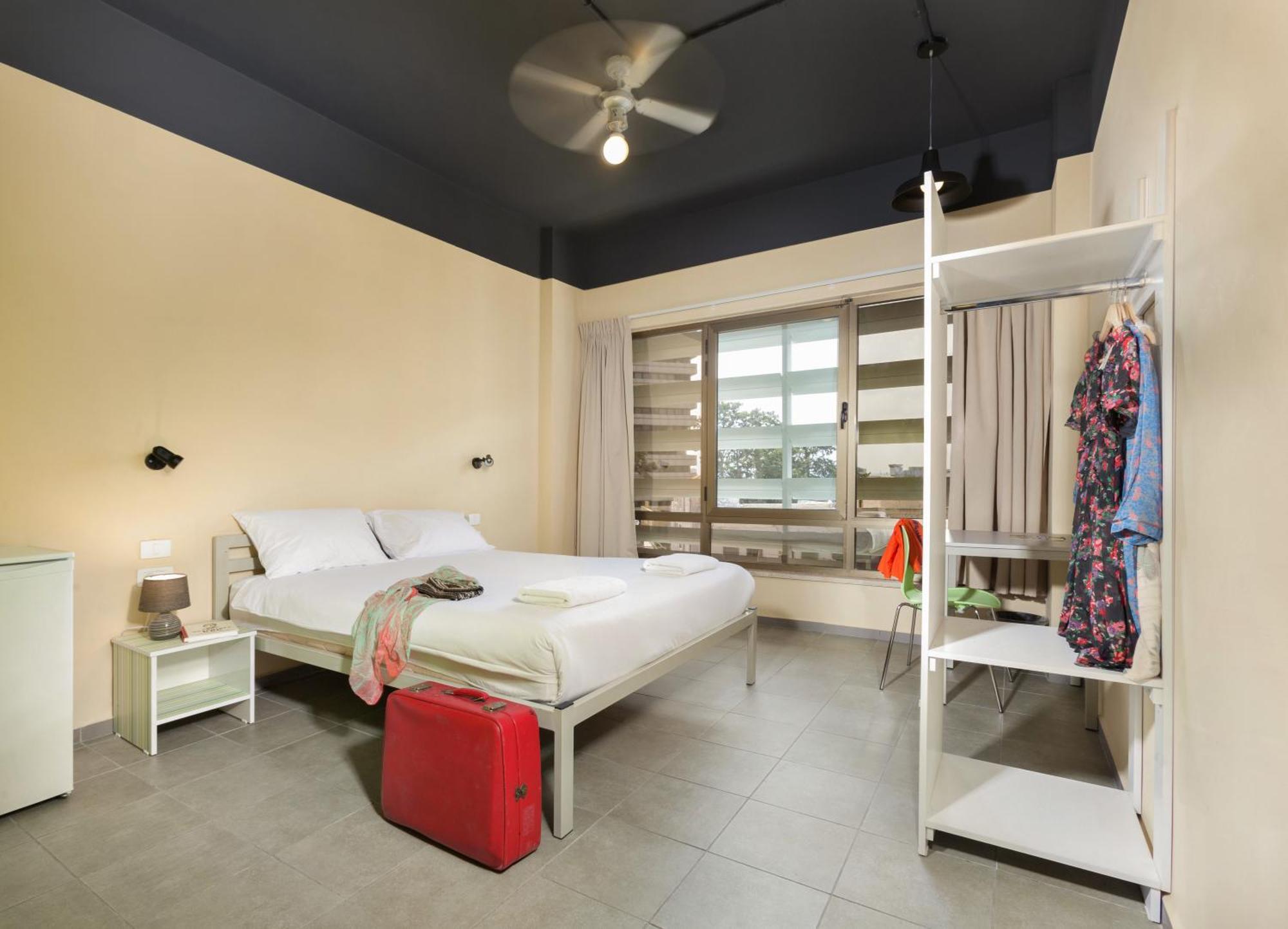Economy Double or Twin Room,829857251:JPEG
