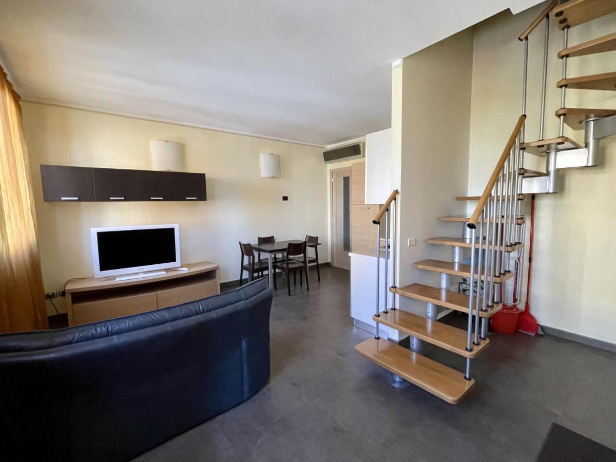 Two-Bedroom Apartment (3 Adults),1293095533:JPEG