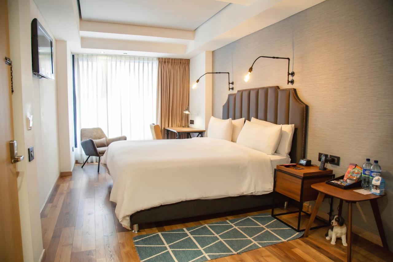 King Room,1442129056:JPEG