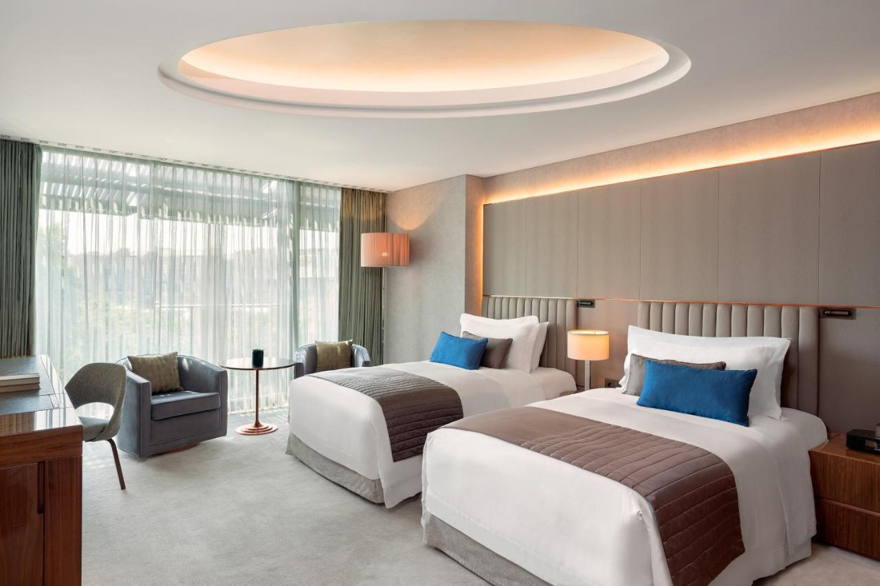 Deluxe Twin Room with Macka Park View (St. Regis Butler Service)