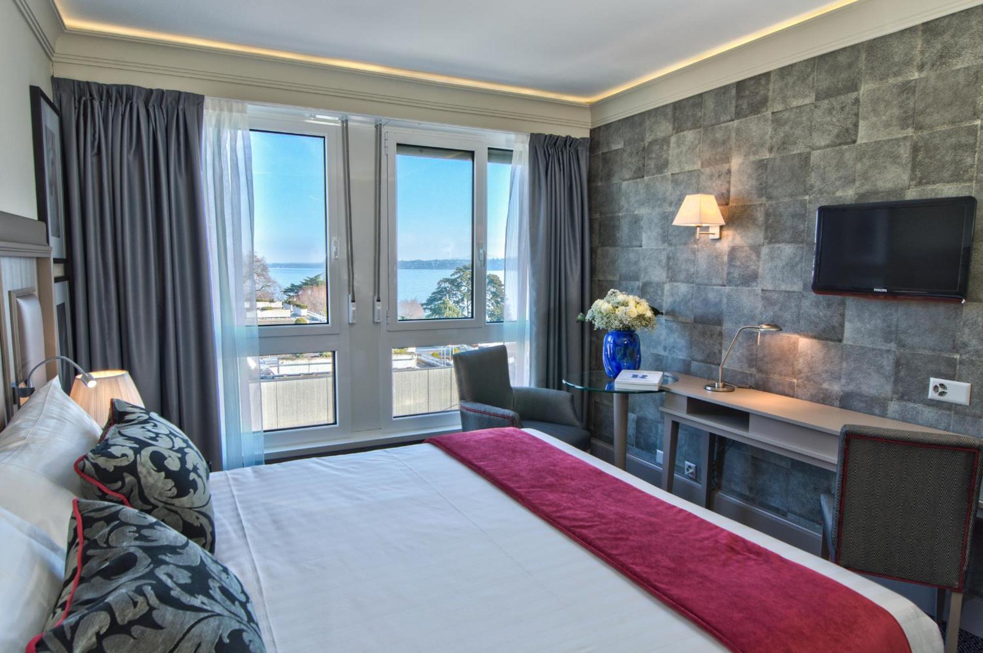 Executive Double Room with Kitchenette,1470326171:JPEG