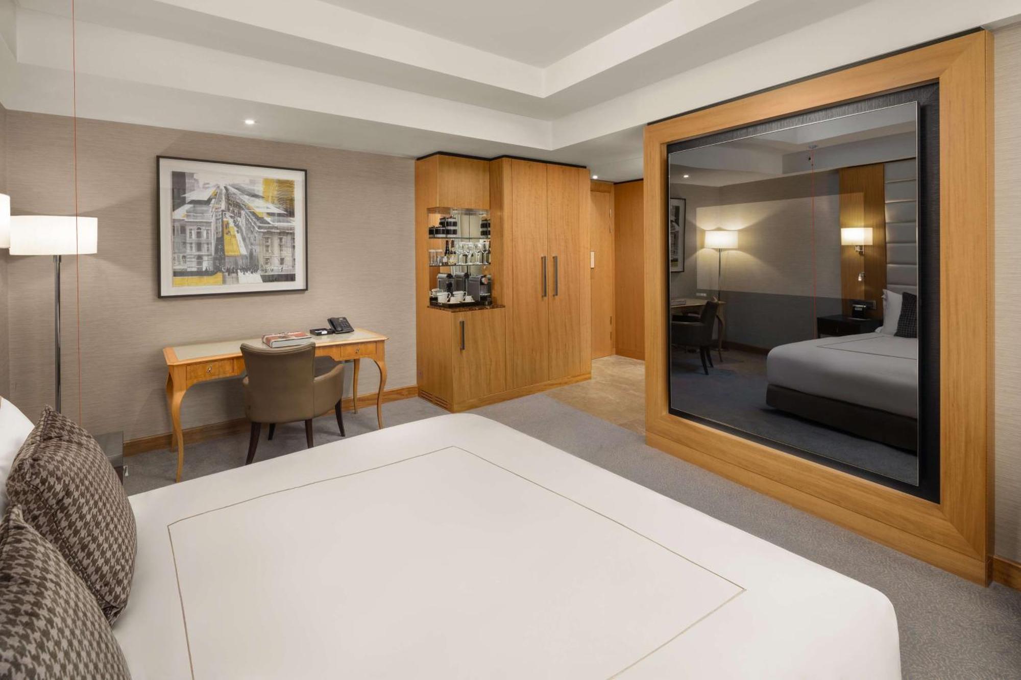 Superior King Room - Disability Access,1499598706:JPEG