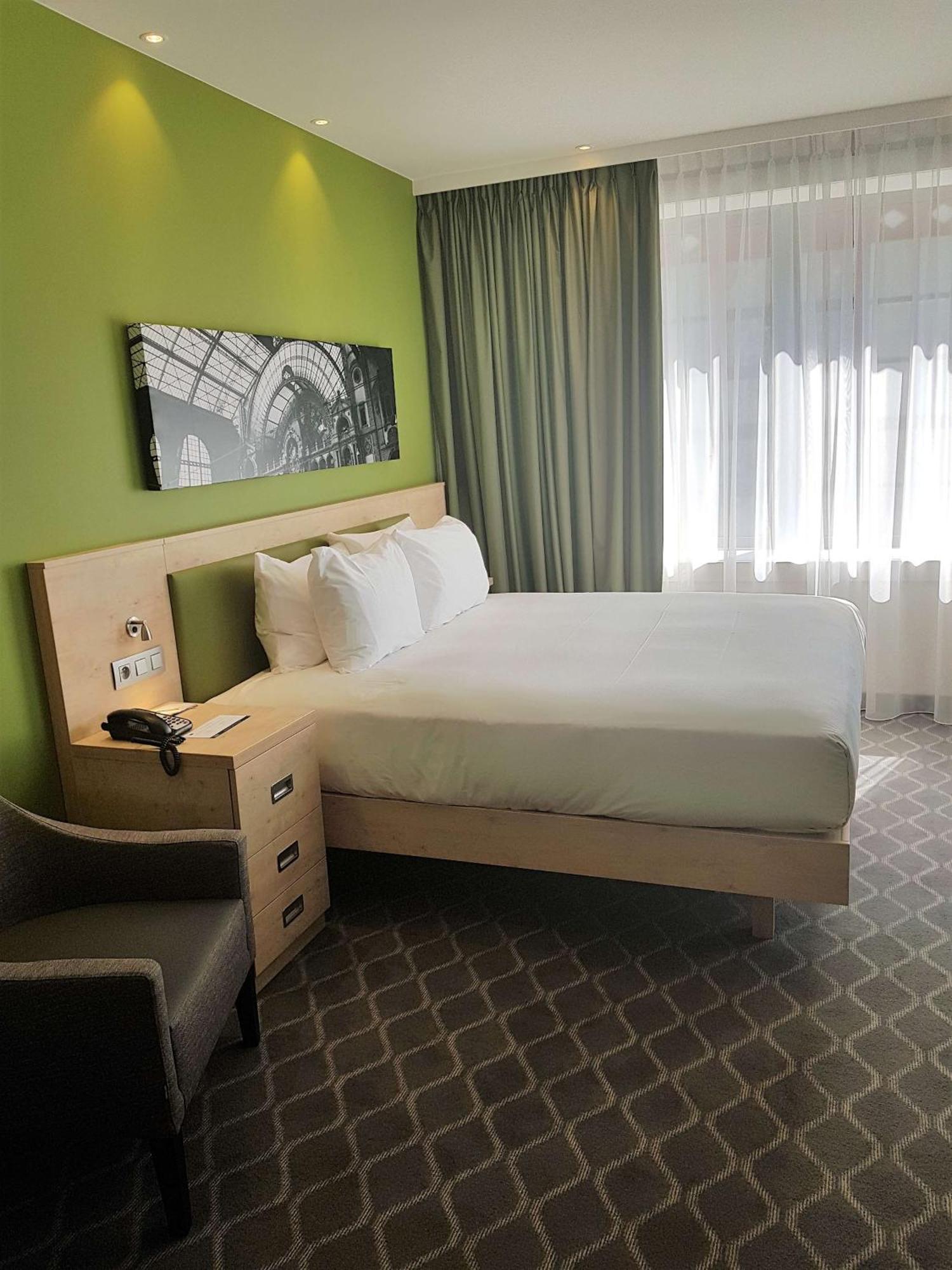 Kamer met Kingsize Bed