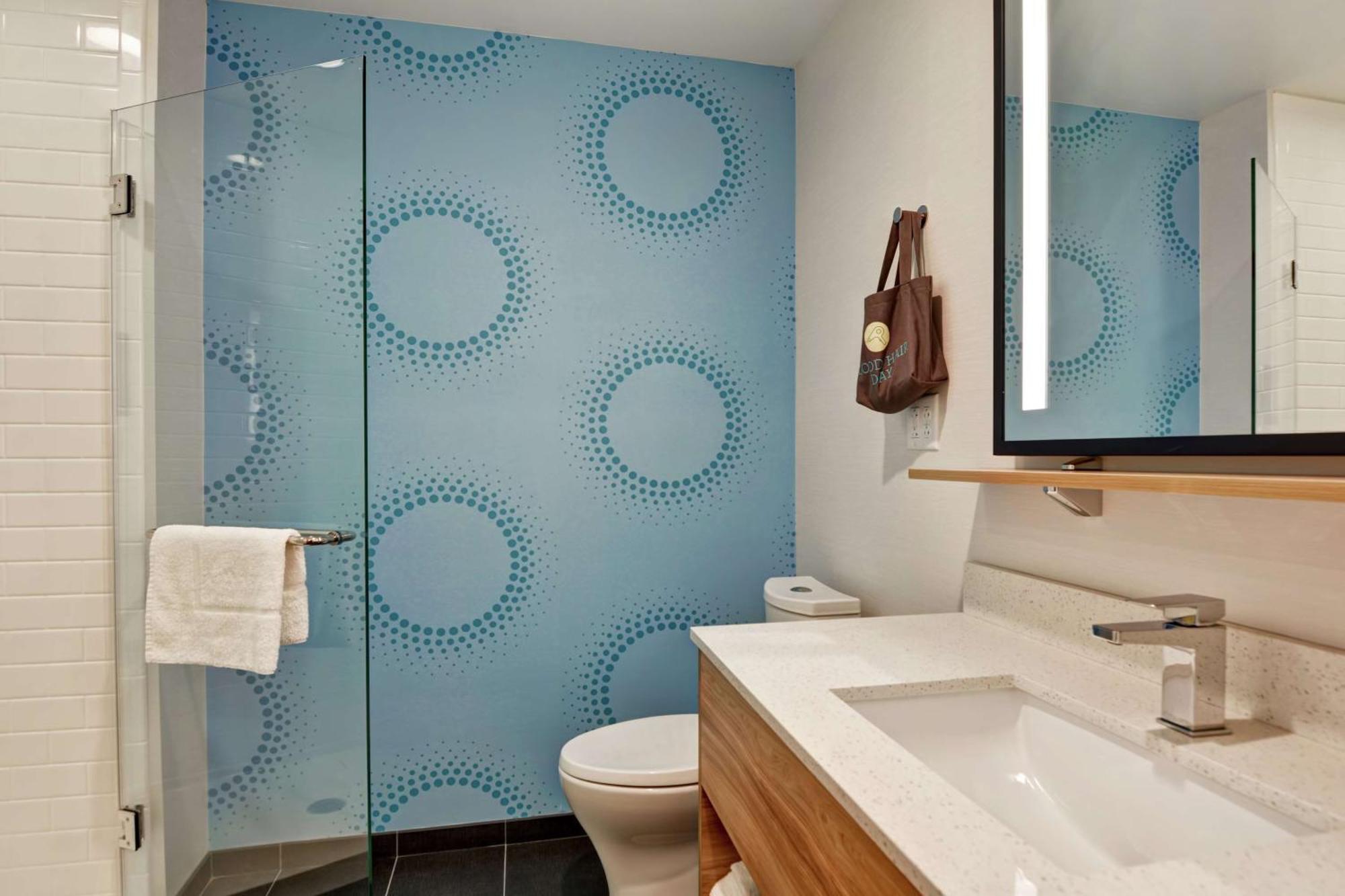 King Room,1551382000:JPEG