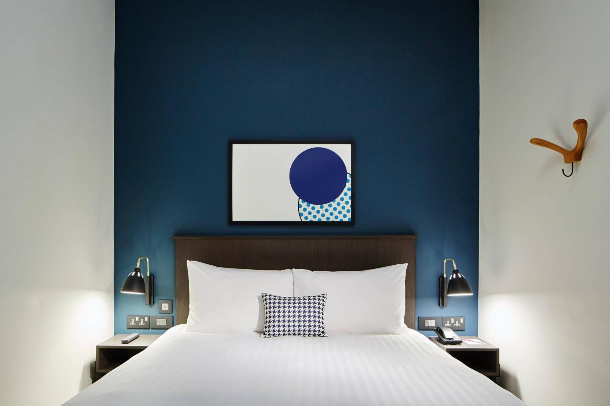 One-Bedroom Suite,1584410301:JPEG