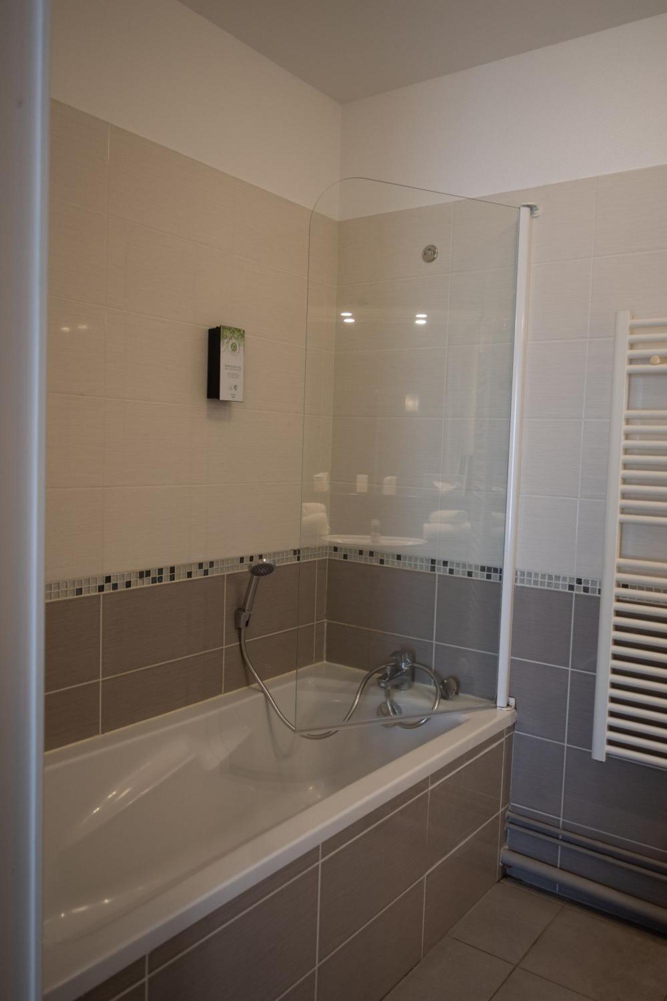 Apartment,1566966251:JPEG