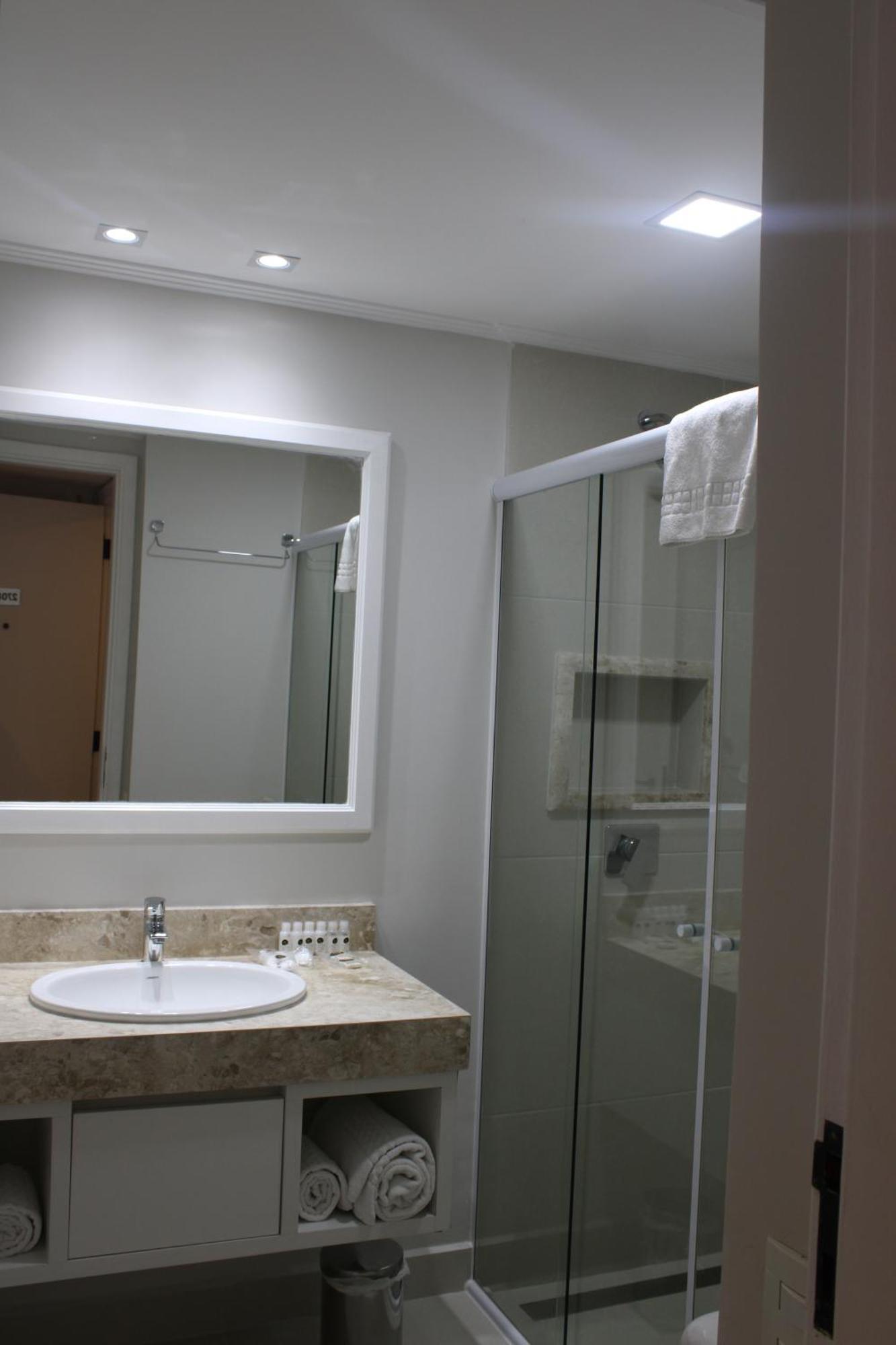 Premium Plus Cama King Size,1704868960:JPEG