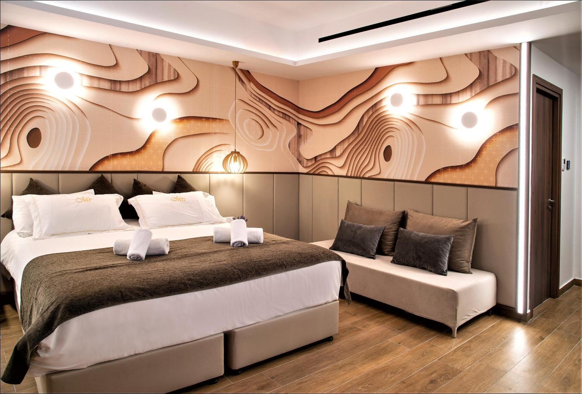 Deluxe Family Room