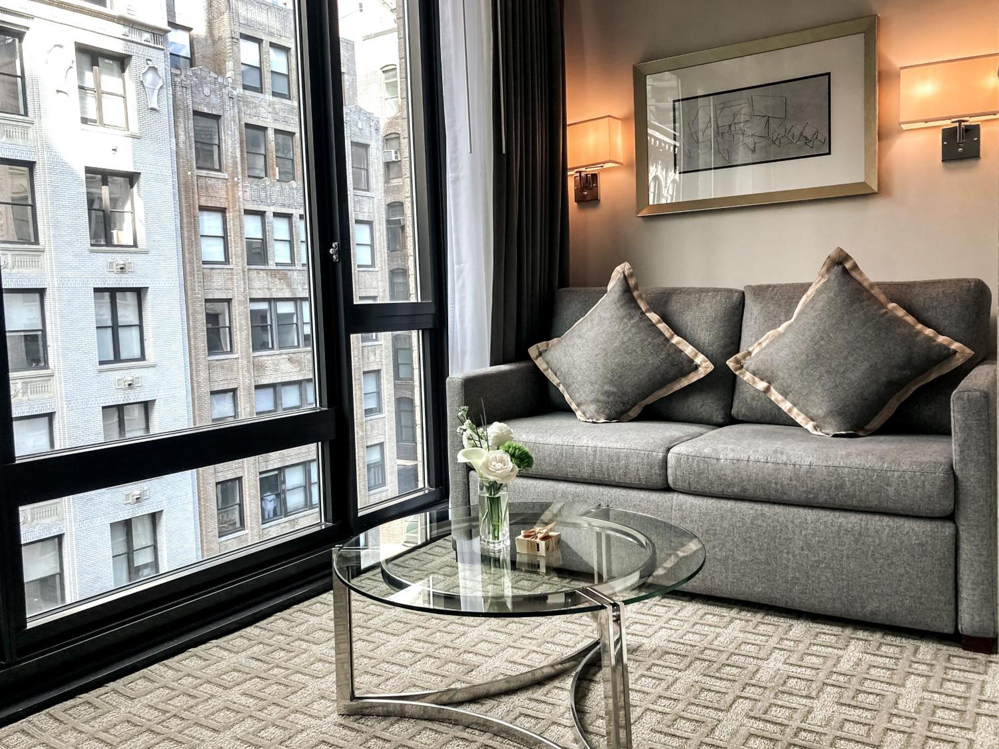 Executive Queen Suite Sofa Bed