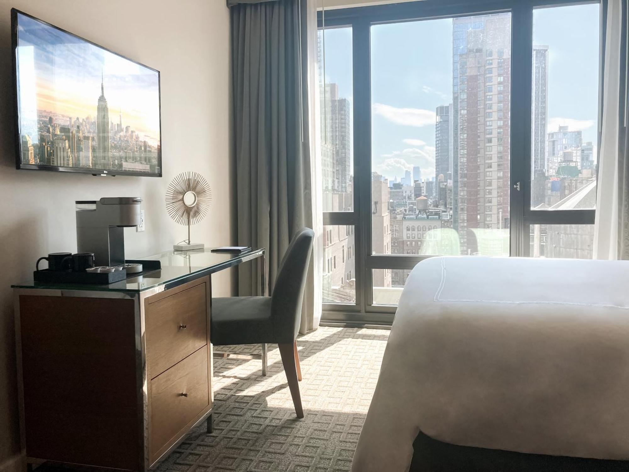 Executive Queen Room