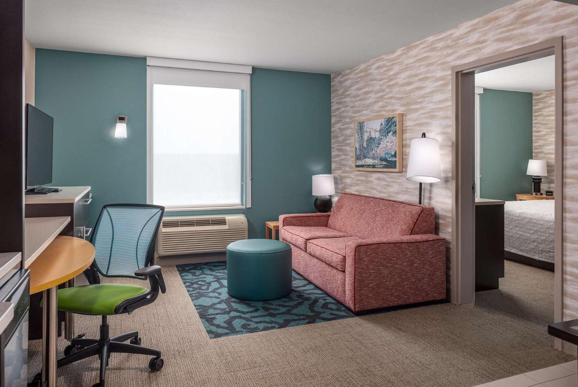 One-Bedroom King Suite - Non-Smoking,1614366771:JPEG