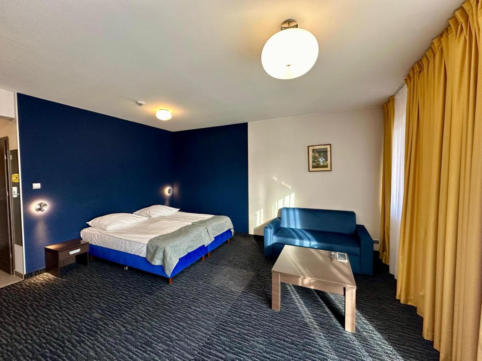 Standard Plus Room - 2 Single Beds,1624769956:JPEG