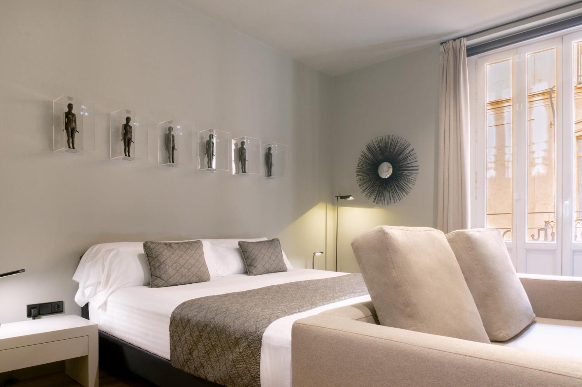 Premium Suite,1645684263:JPEG