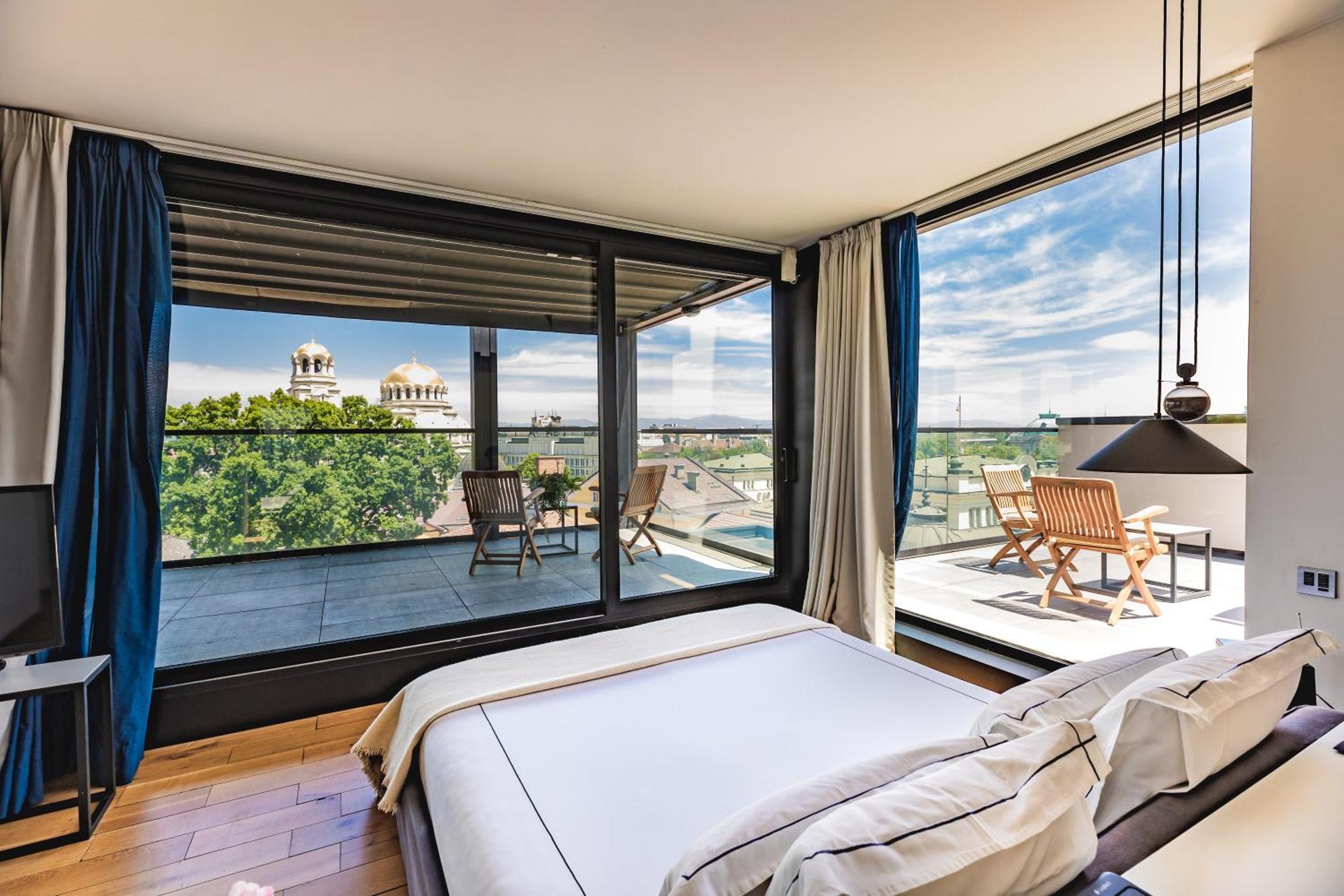 One-Bedroom Suite