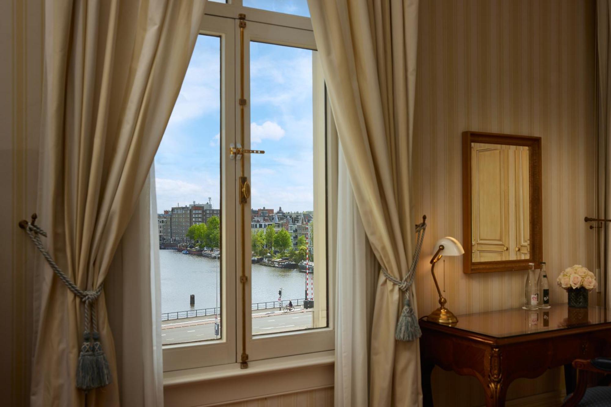 Suite Junior avec Lit King-Size et Vue sur la Rivière