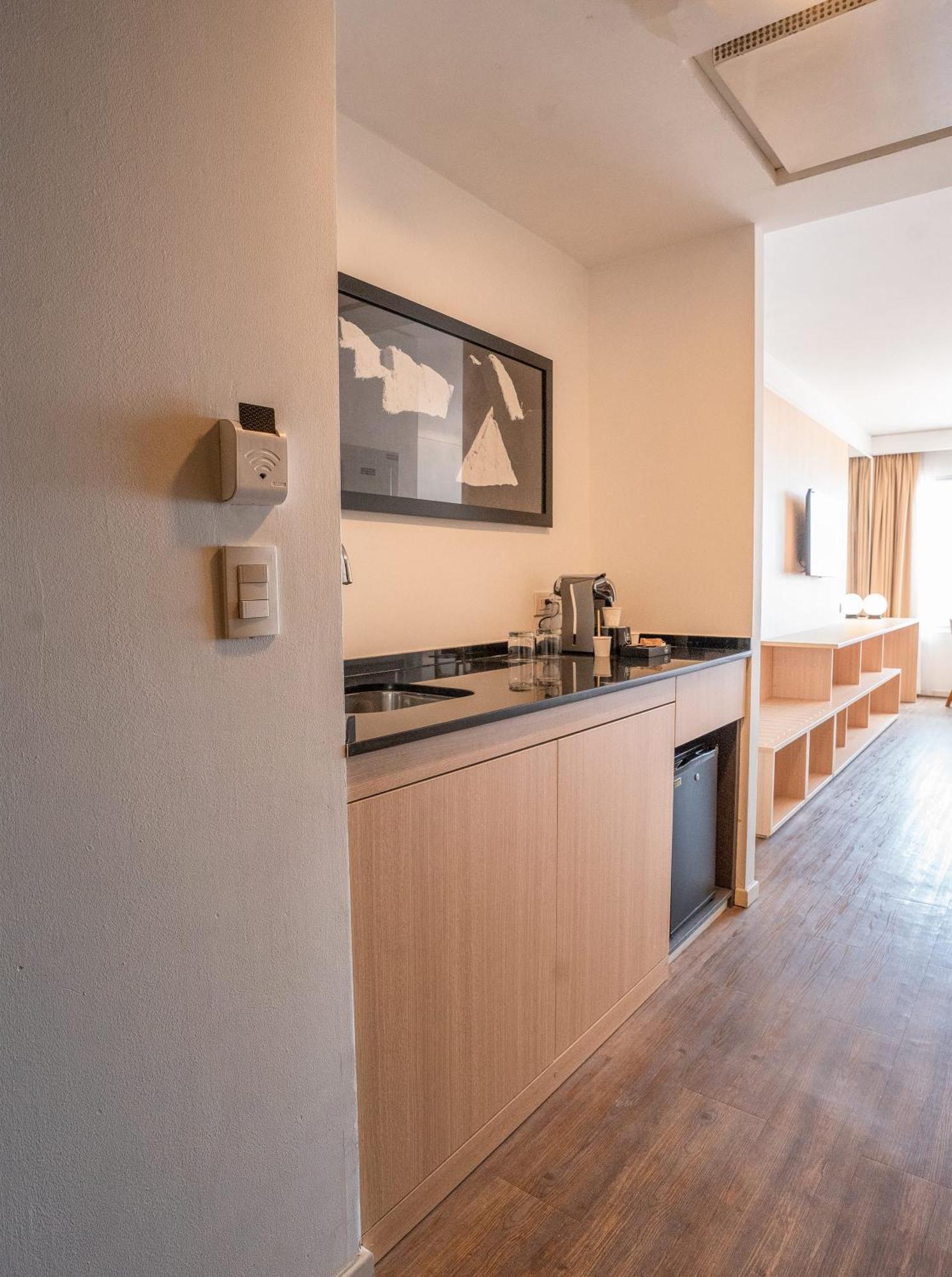 Twin Room Non-Smoking