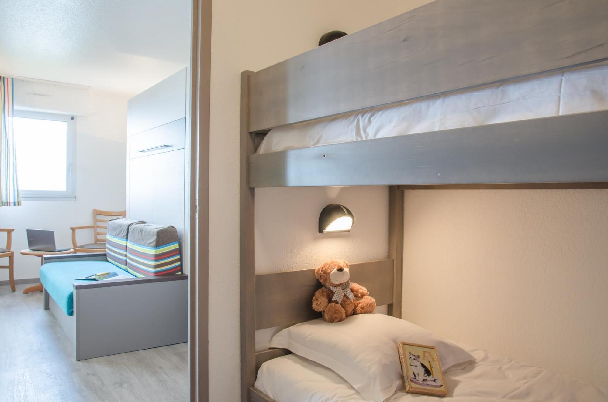 Studio Sleeping Alcove Terrace or Balcony Sea View
