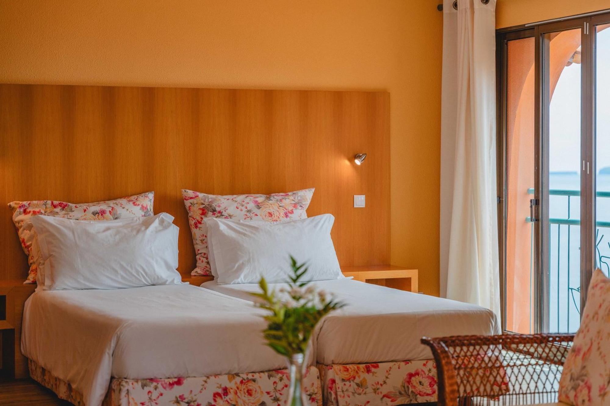 Studio with Side Sea View,1669813709:JPEG