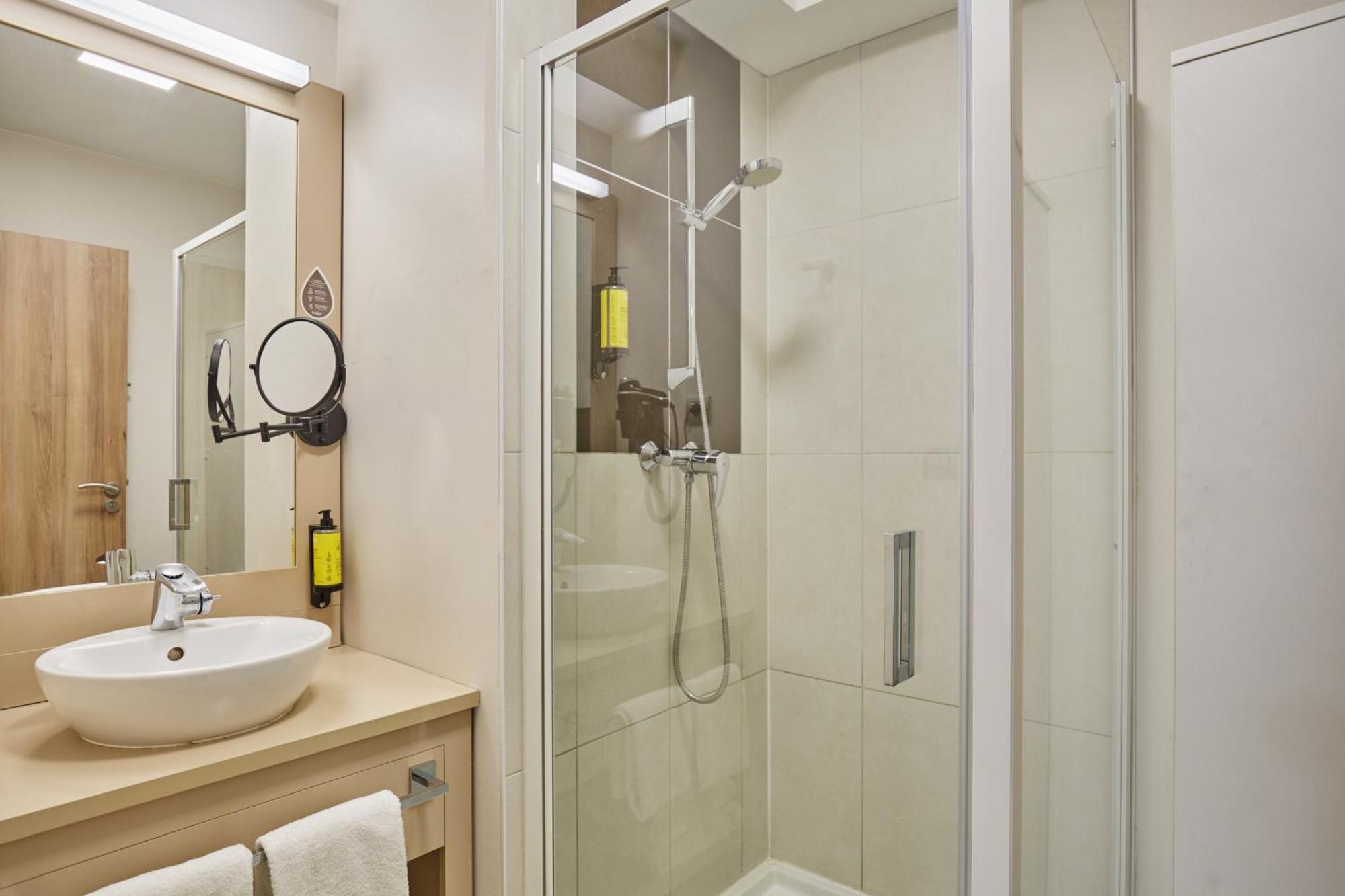 One-Bedroom Superior Apartment,1681752921:JPEG