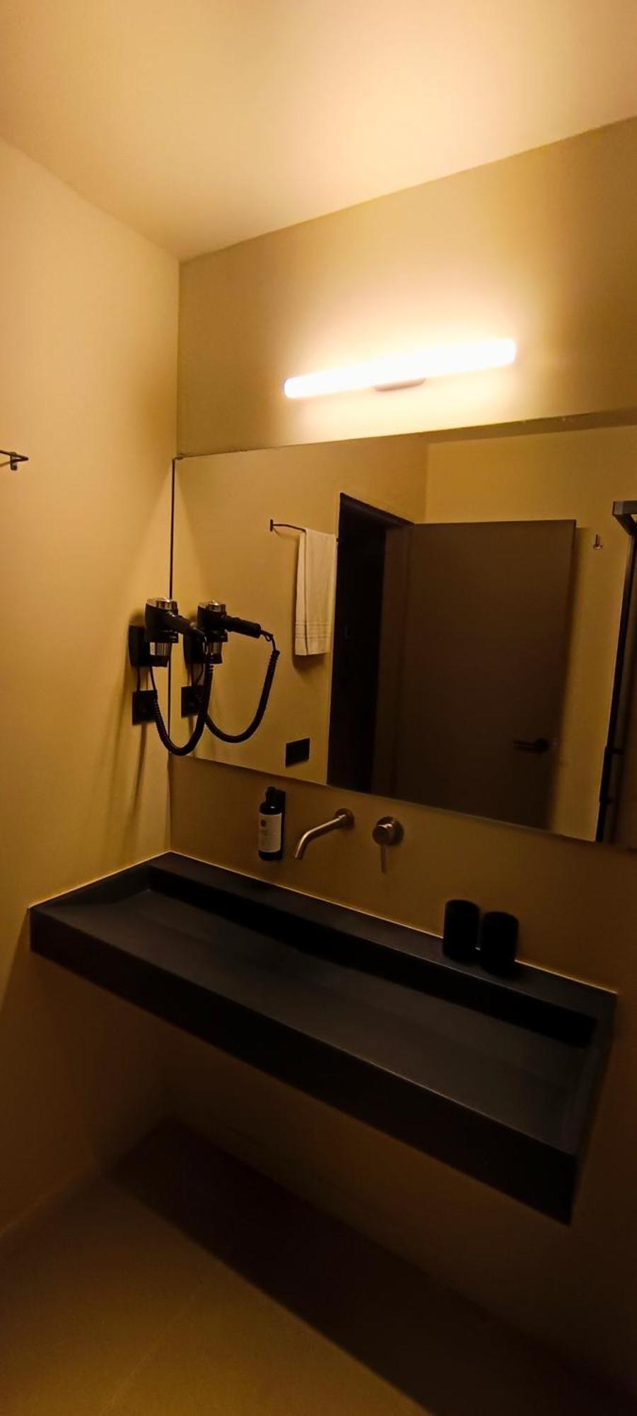 Apartamento com 1 Quarto e Terraço