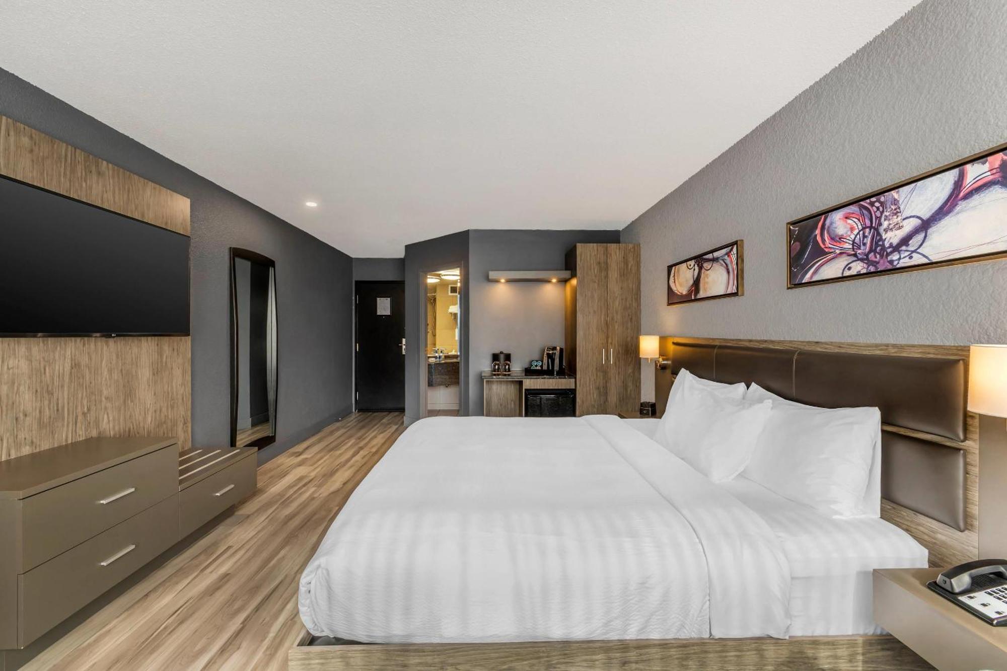 Deluxe King Room,1717017736:JPEG