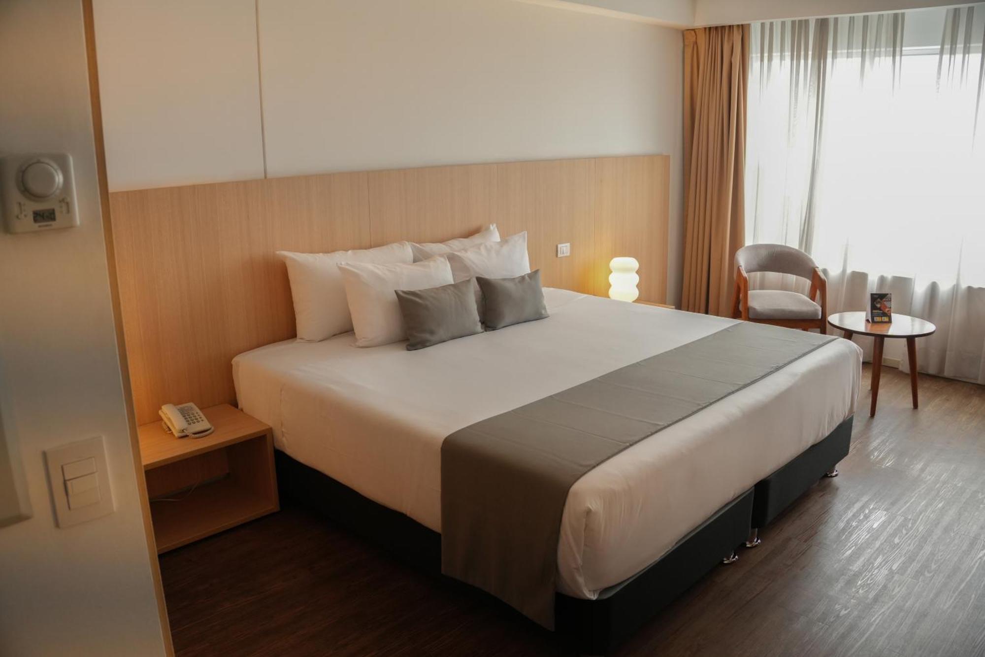 King Room Non-Smoking
