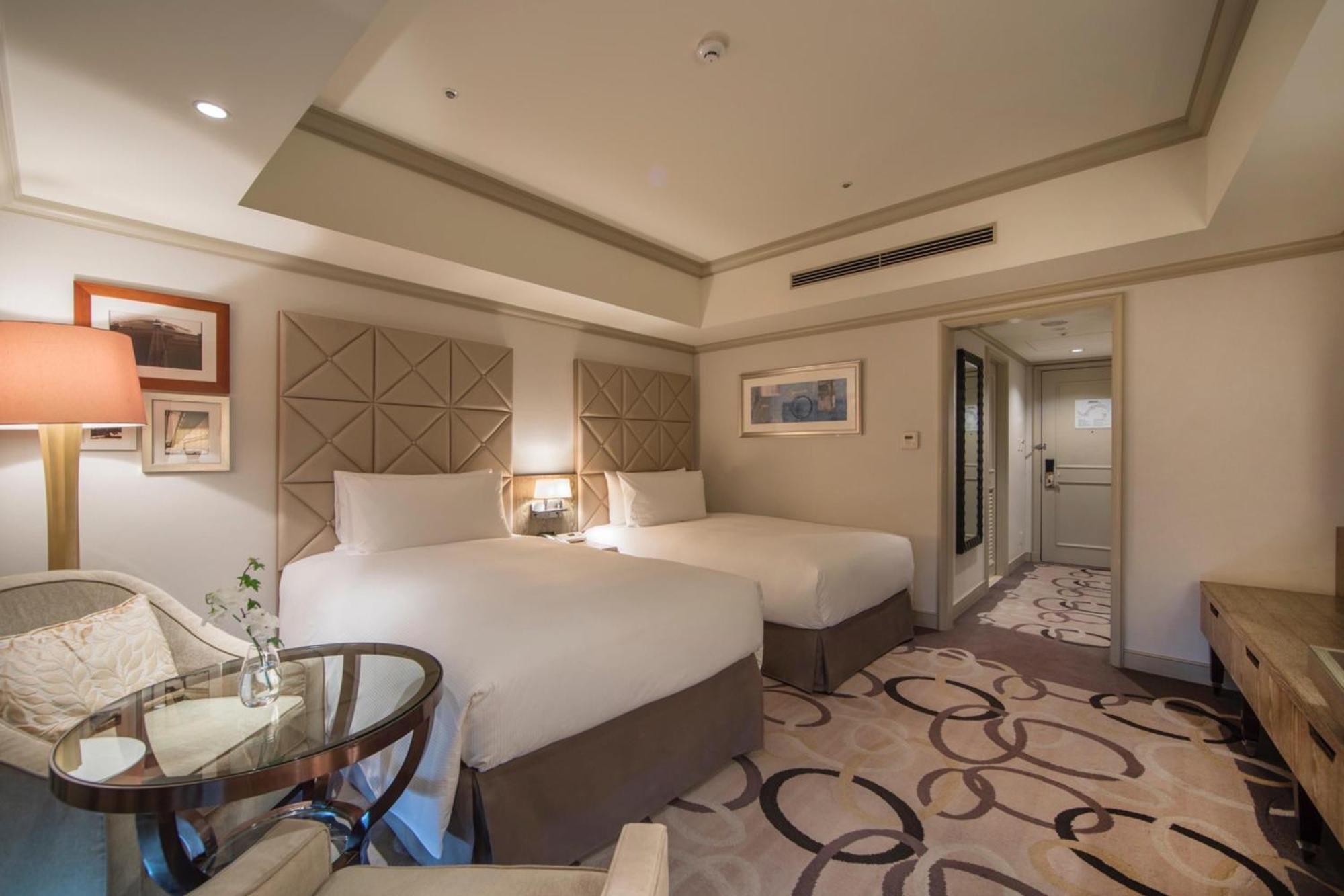 Quarto com 2 Camas de Solteiro