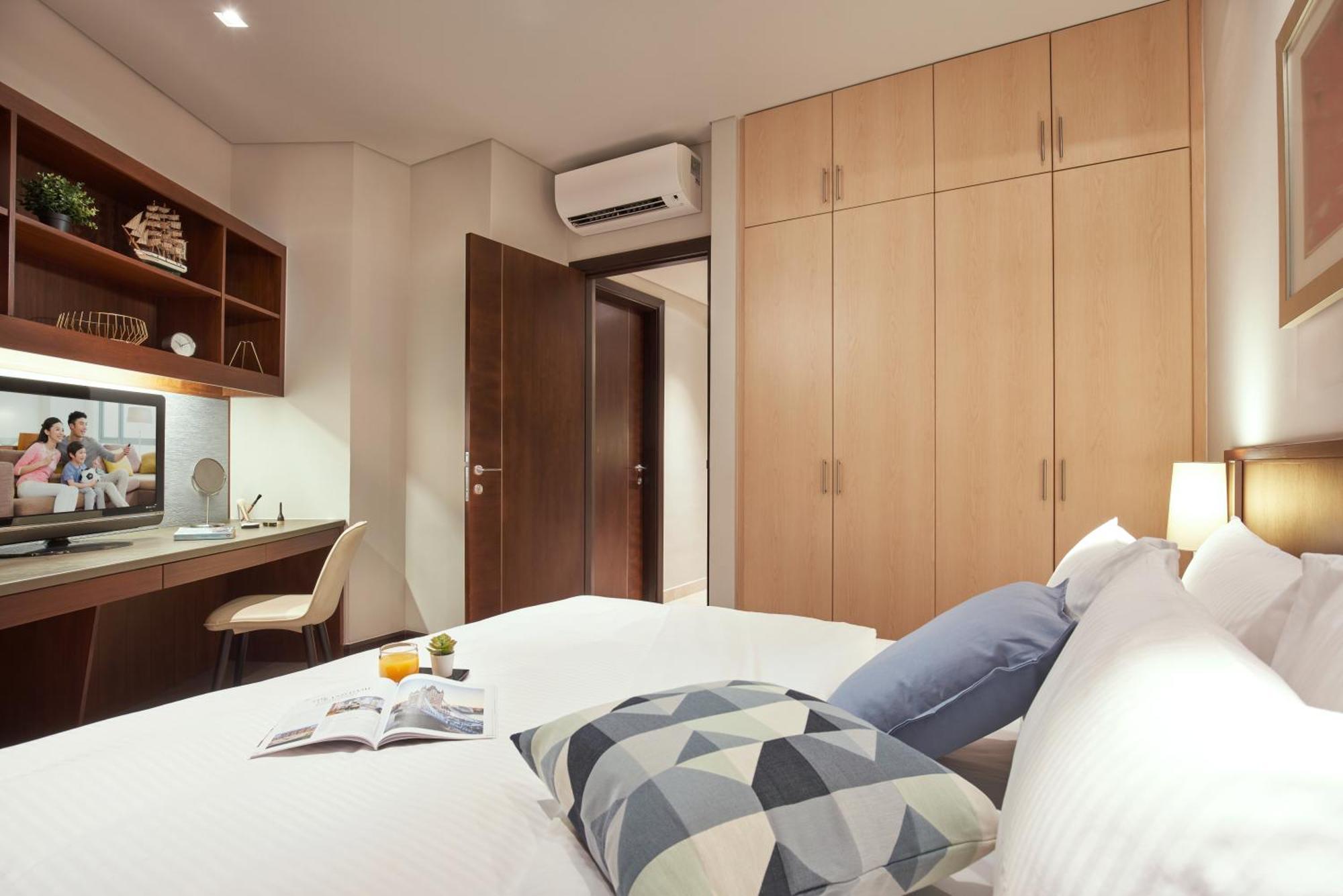 One-Bedroom Premier Apartment