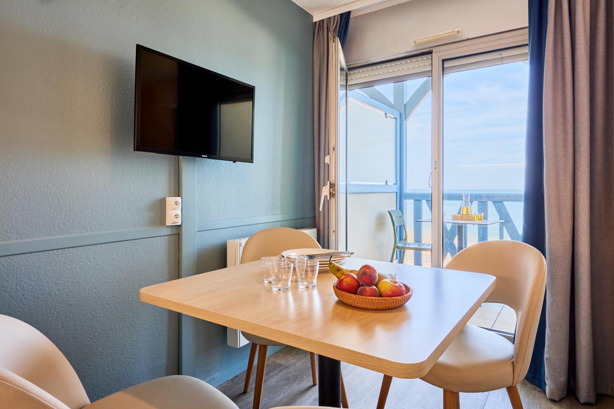 Superior Studio Sleeping Alcove Balcony Sea View