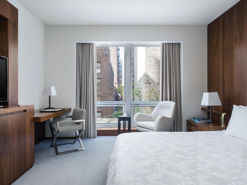 Superior Room King Bed