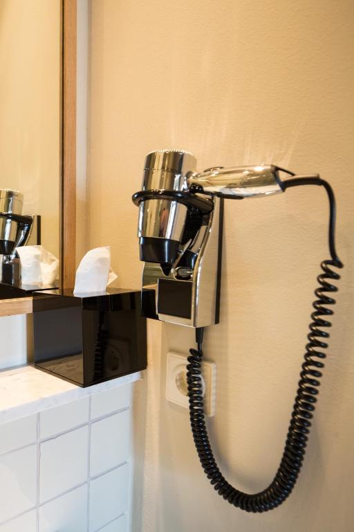Corner Suite