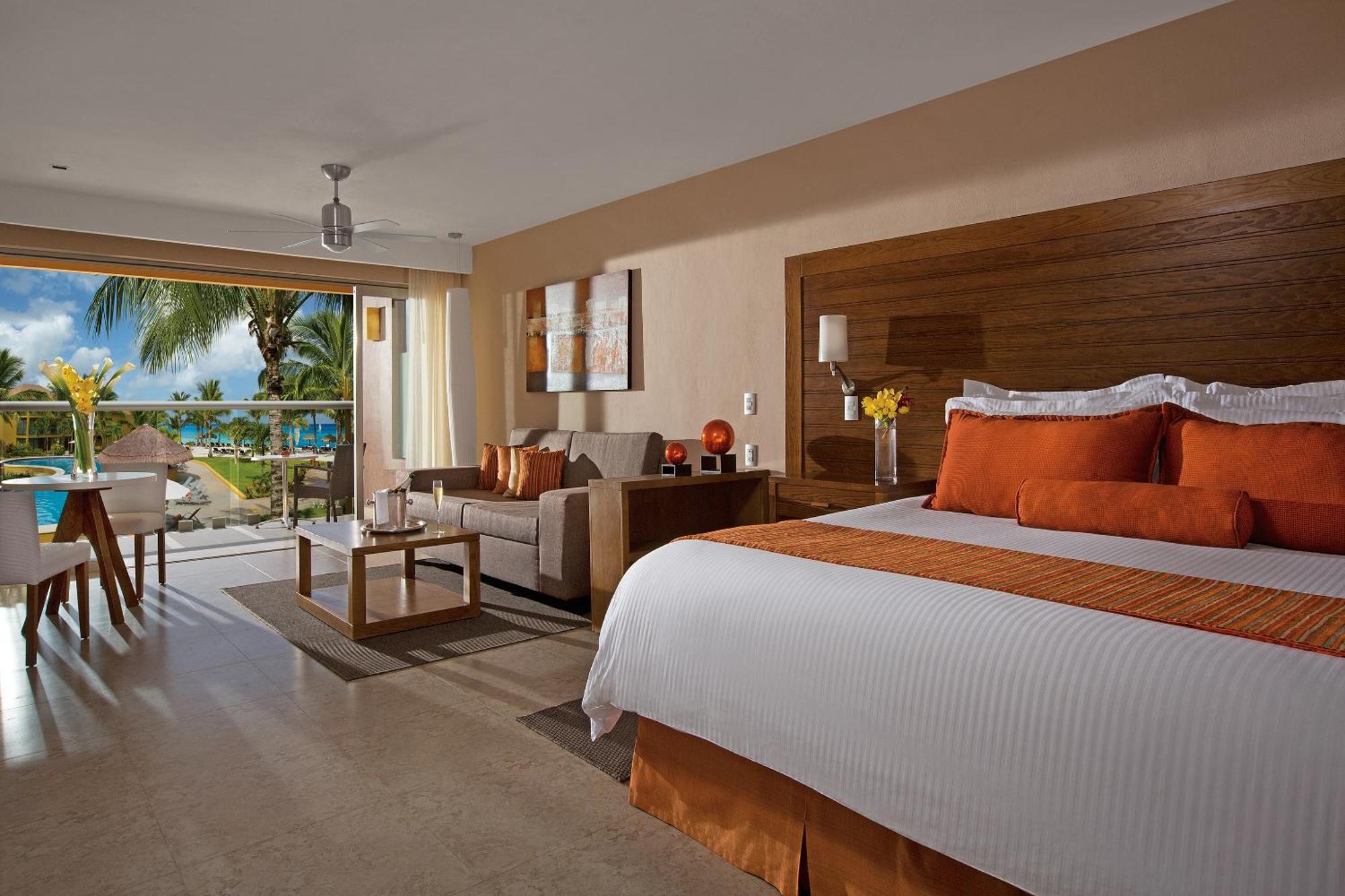 Preferred Club Junior Suite Ocean View King