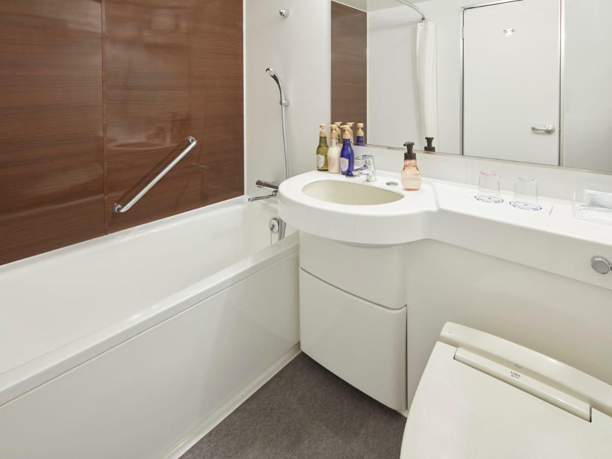 Standard Double Room Kitchen Non-Smoking House Keeping is Optional Additional Cost,1678641564:JPEG