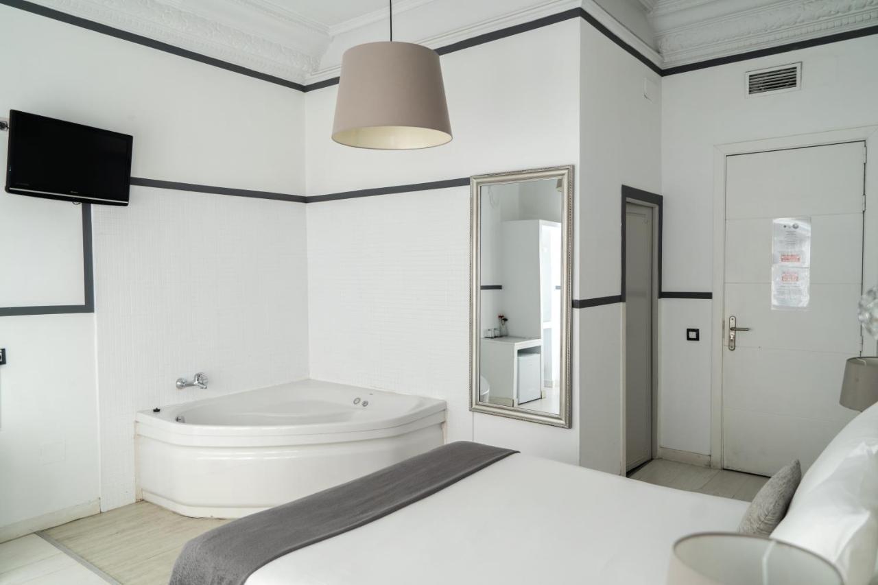 Double Room Spa Bath