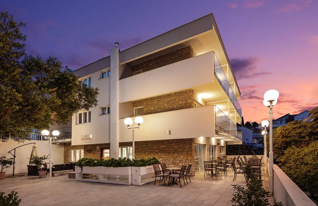 Pharia Hotel & Residences-1