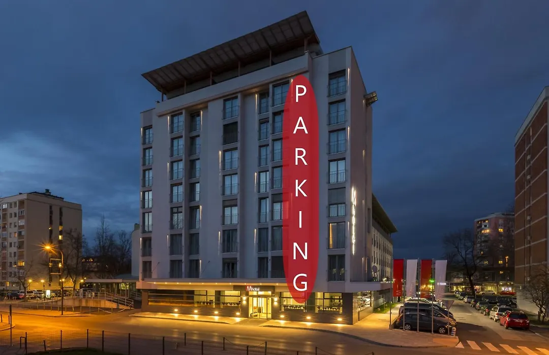 M Hotel-1