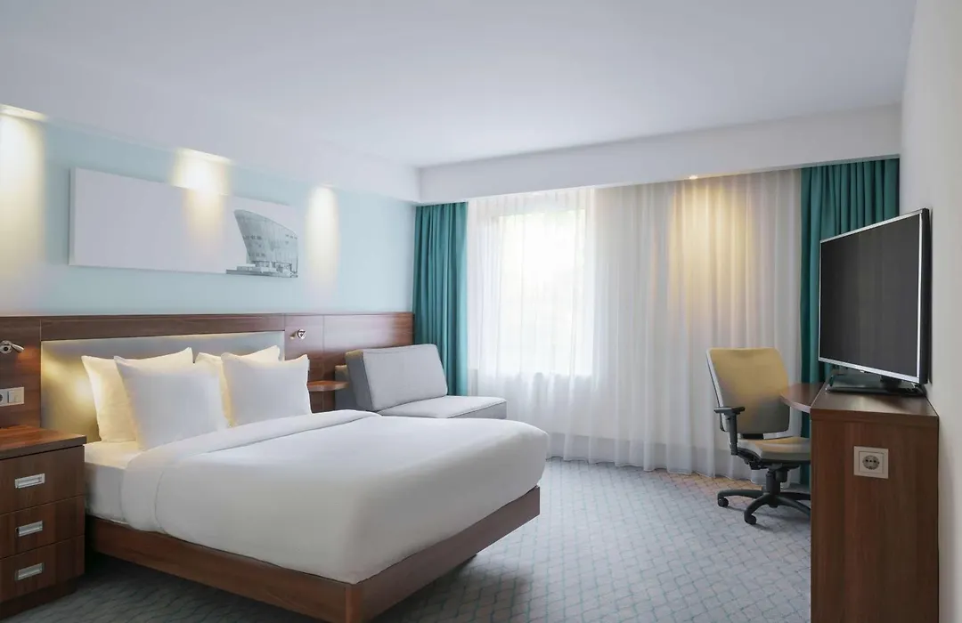 Hampton By Hilton Amsterdam Centre East-1
