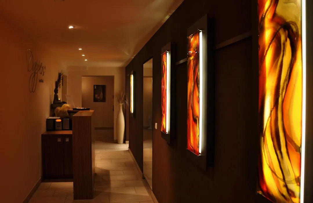 Dappers Wellness Hotel-1