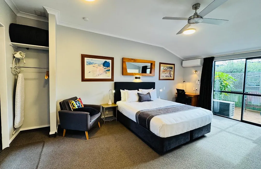 The Rocks Motel-1