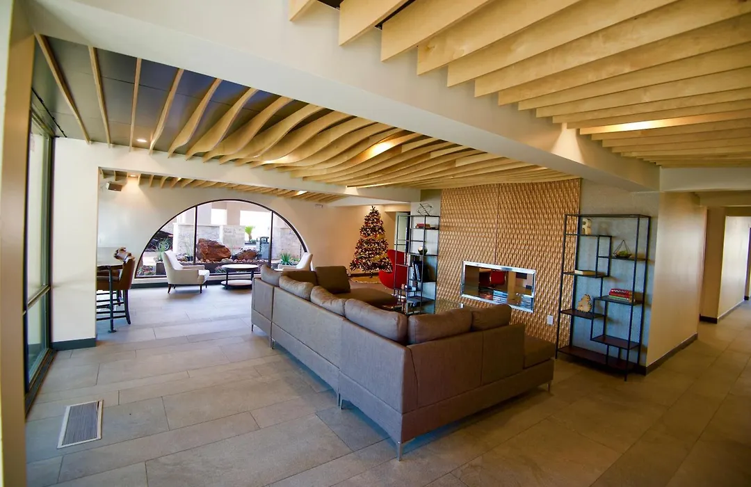 Ramada By Wyndham Austin South-1