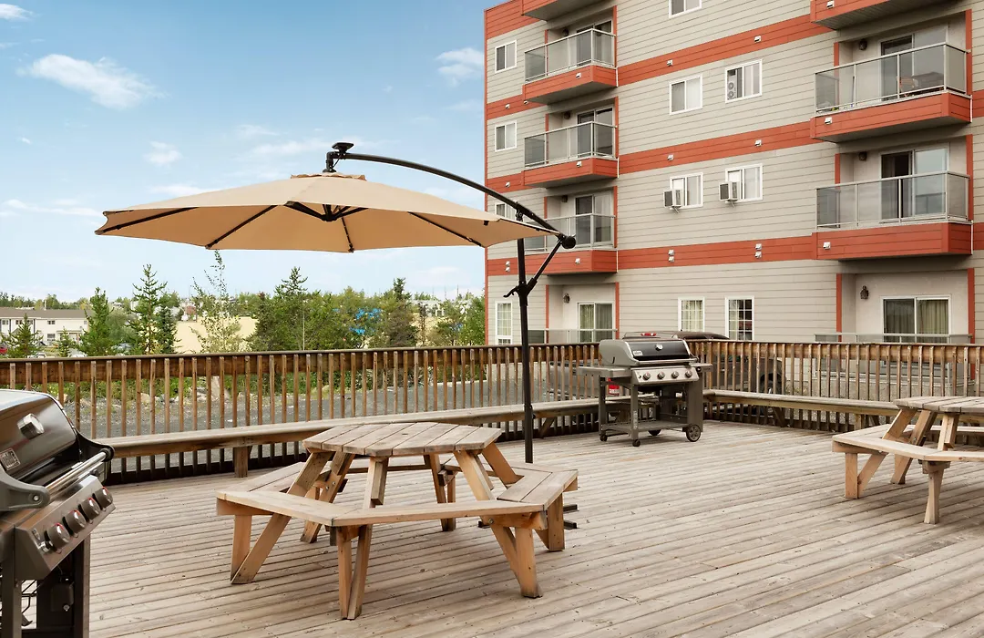 Stanton Suites Hotel Yellowknife-1
