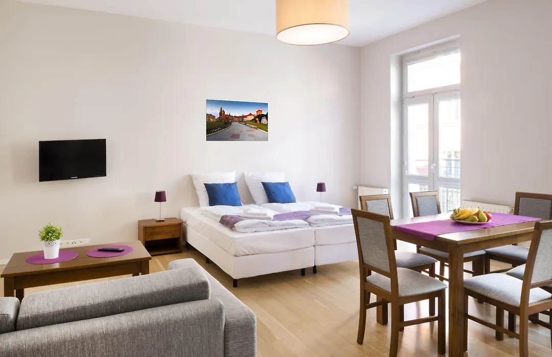 Emaus Apartments-1